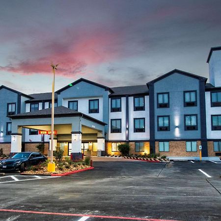 Best Western Plus Schulenburg Inn & Suites Bagian luar foto
